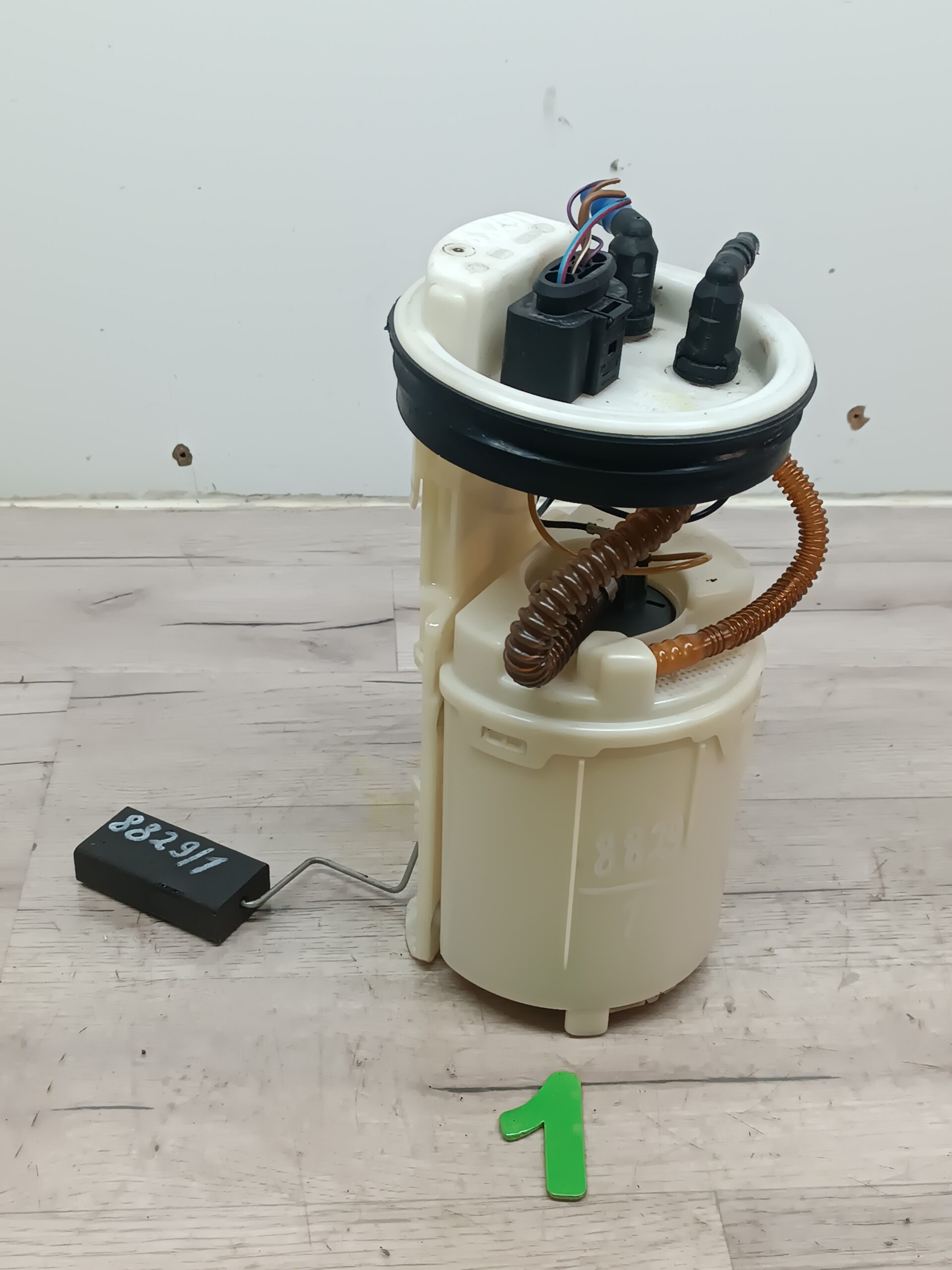 Kraftstoffpumpe Benzinpumpe Audi A3 8L 1.8 Benzin 1J0919051H