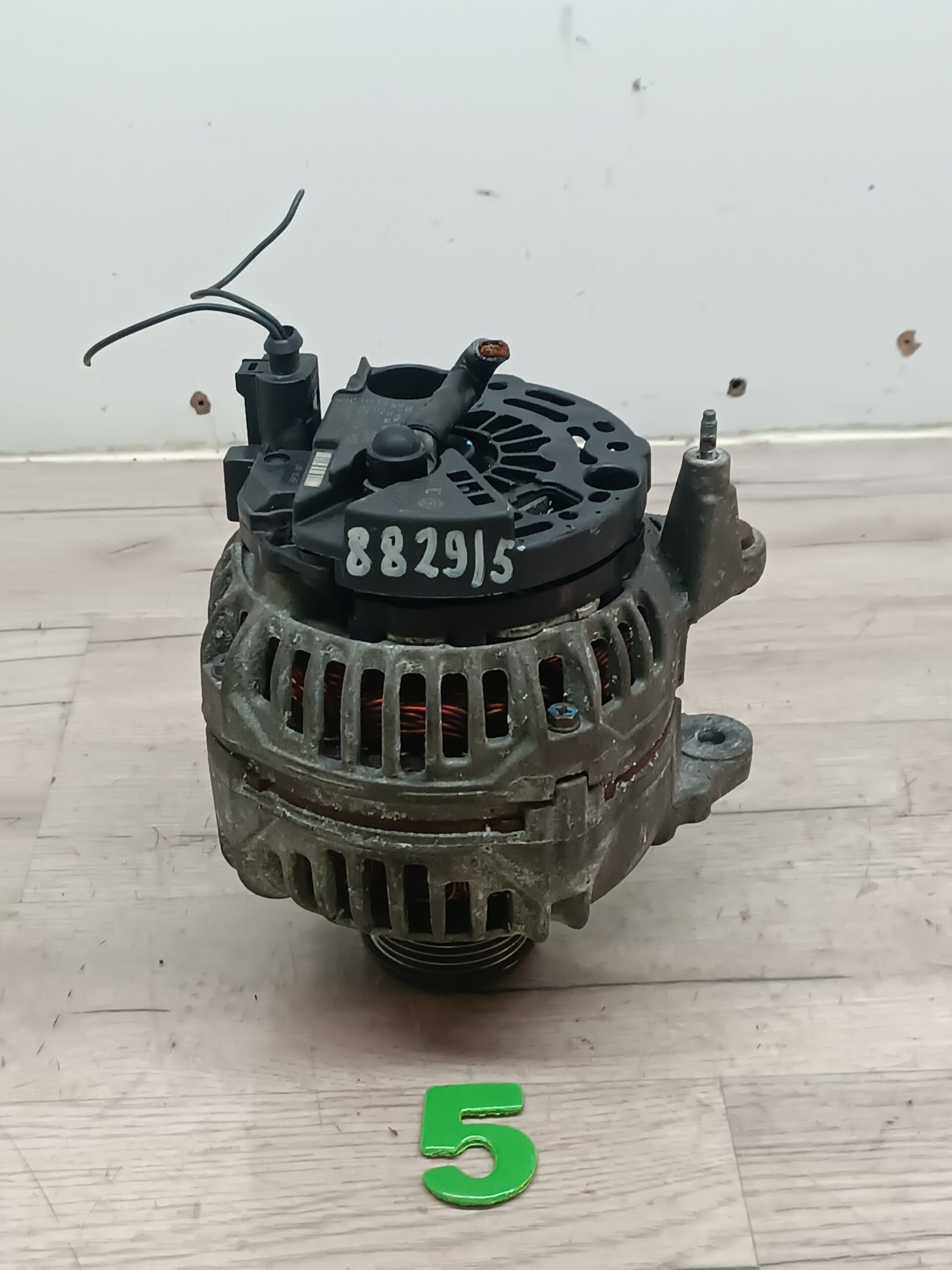 Lichtmaschine Audi A3 8l 1.8 028903028E - Image 4