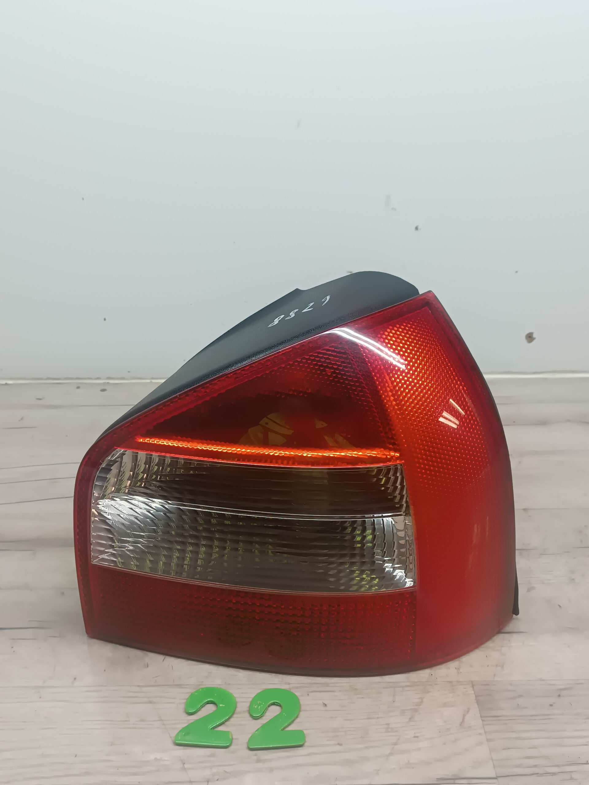 Rücklicht / Rückleuchte Rechts Audi A3 8l 1.8 28.47.80