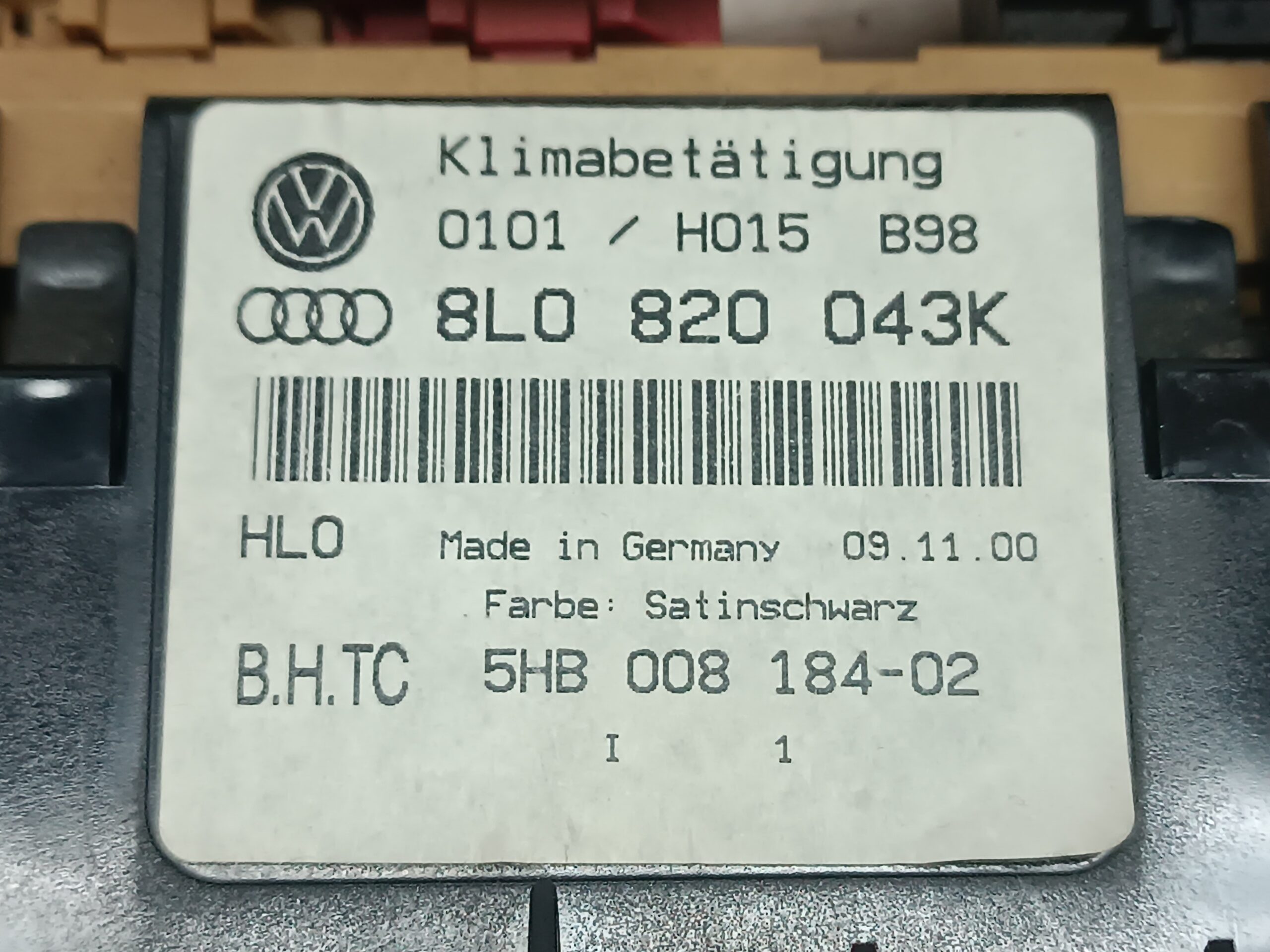 Klimabedienteil Audi A3 8l 1.8T 8L0820043K - Image 2