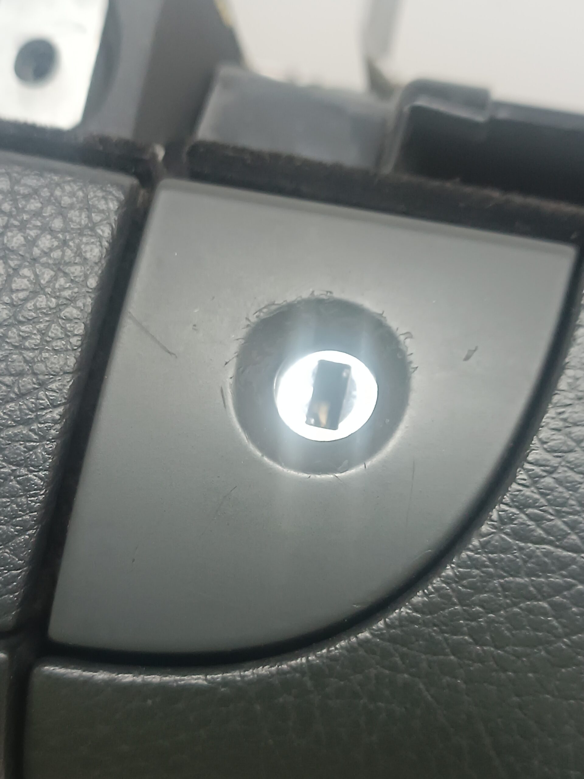 Handschuhfach Mercedes W211 E200 A2116901952 - Image 11