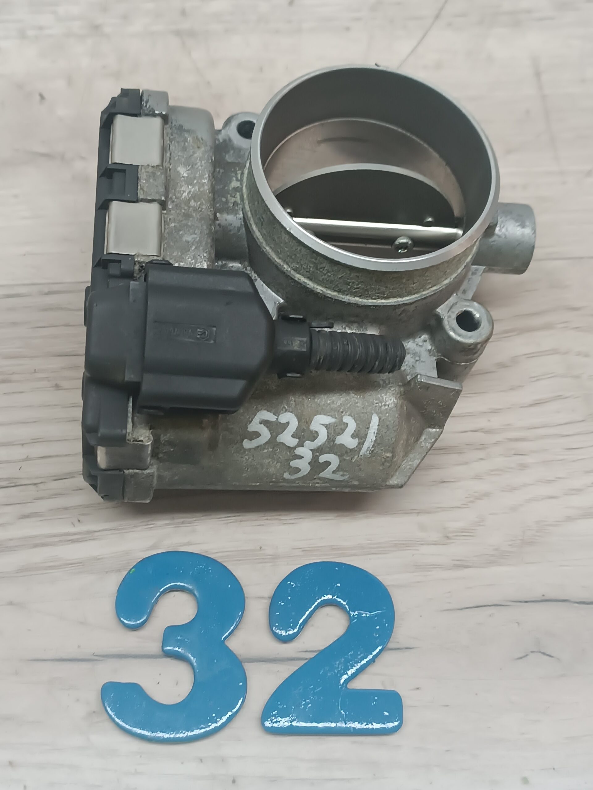 Drosselklappe Mercedes W211 E200 A1110980109