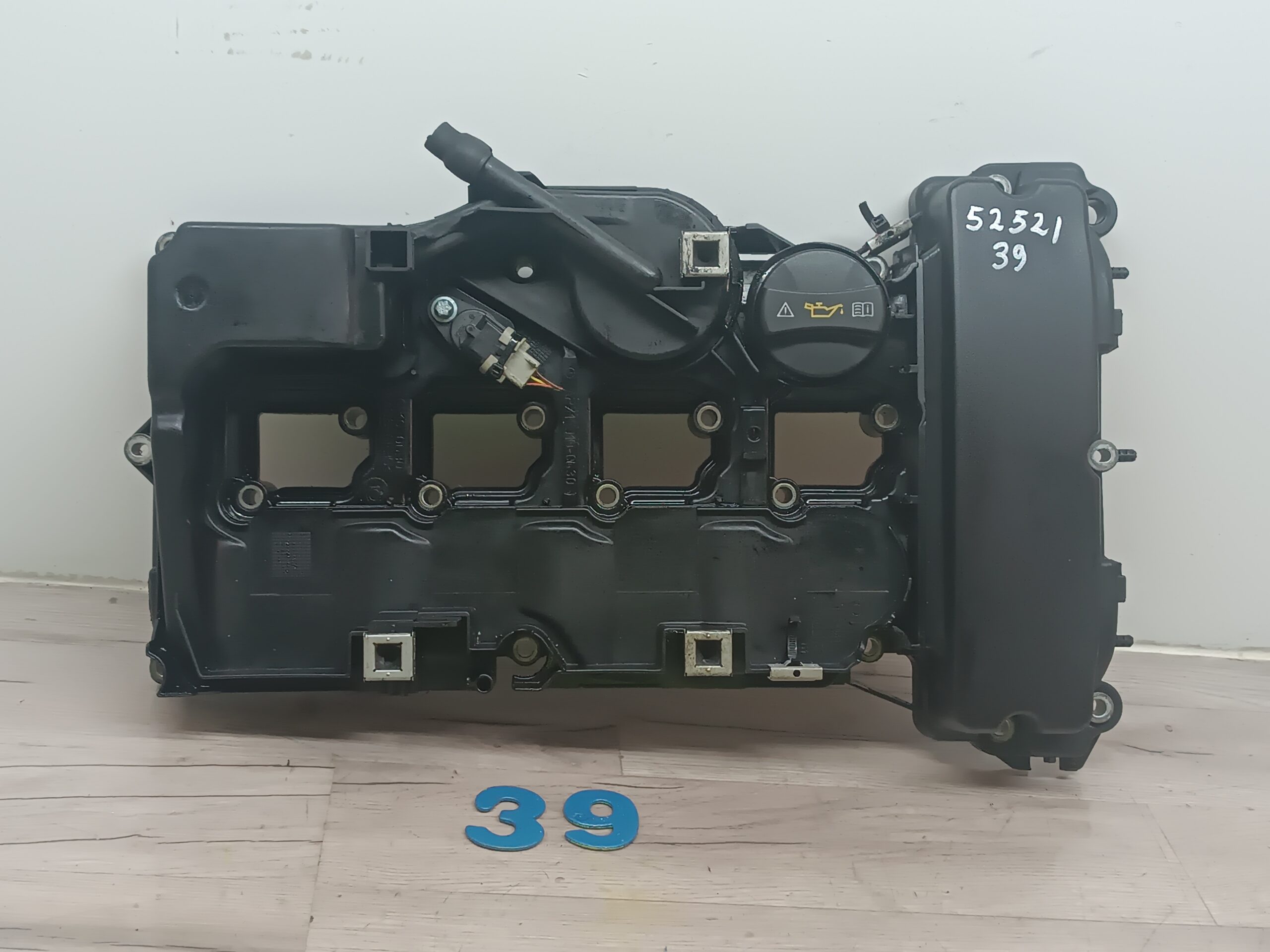 Ventildeckel Mercedes W211 E200 A271010-0630 A0000101285