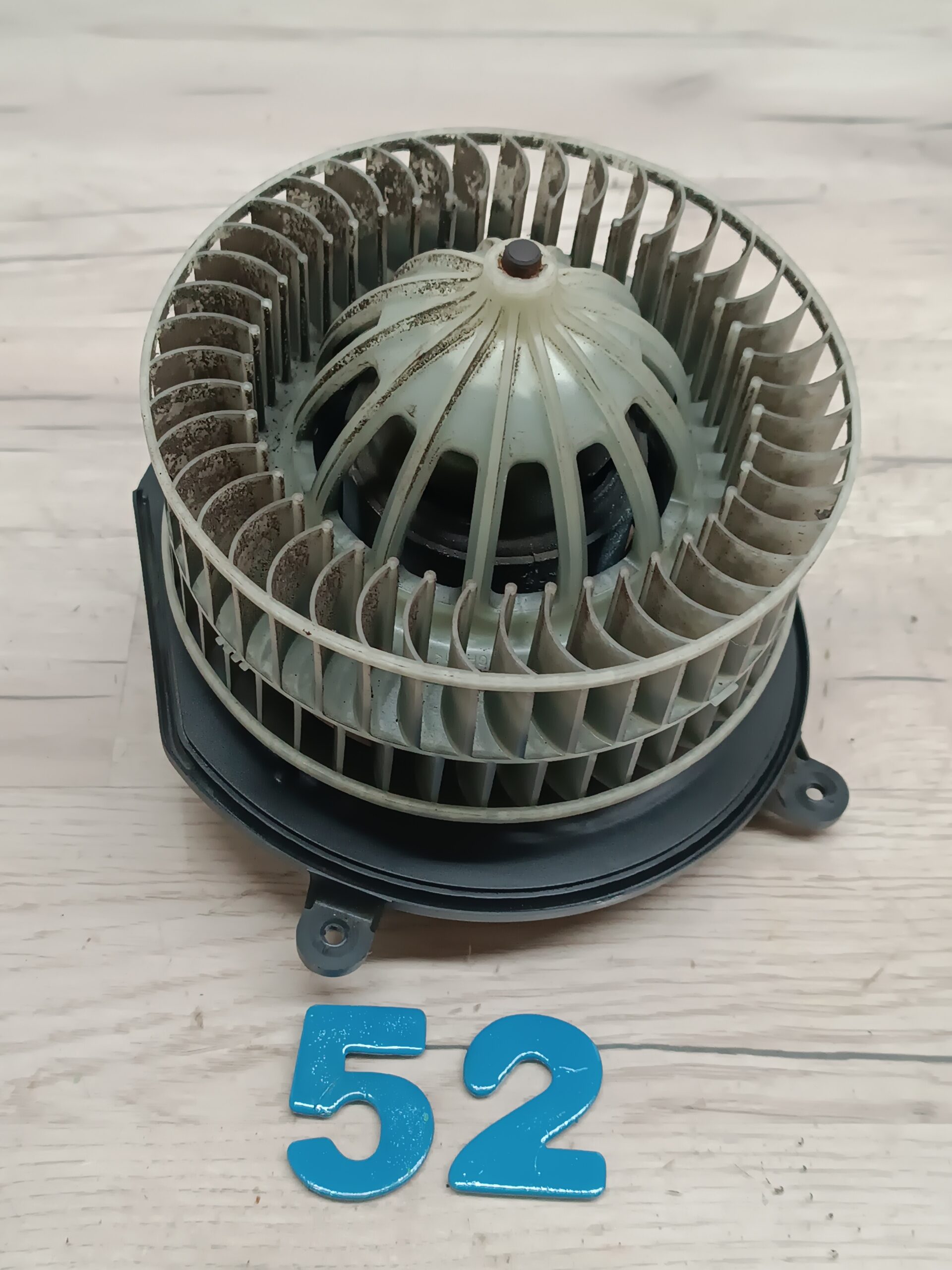 Gebläsemotor Heizungslüfter Mercedes W211 E200 A2308210251