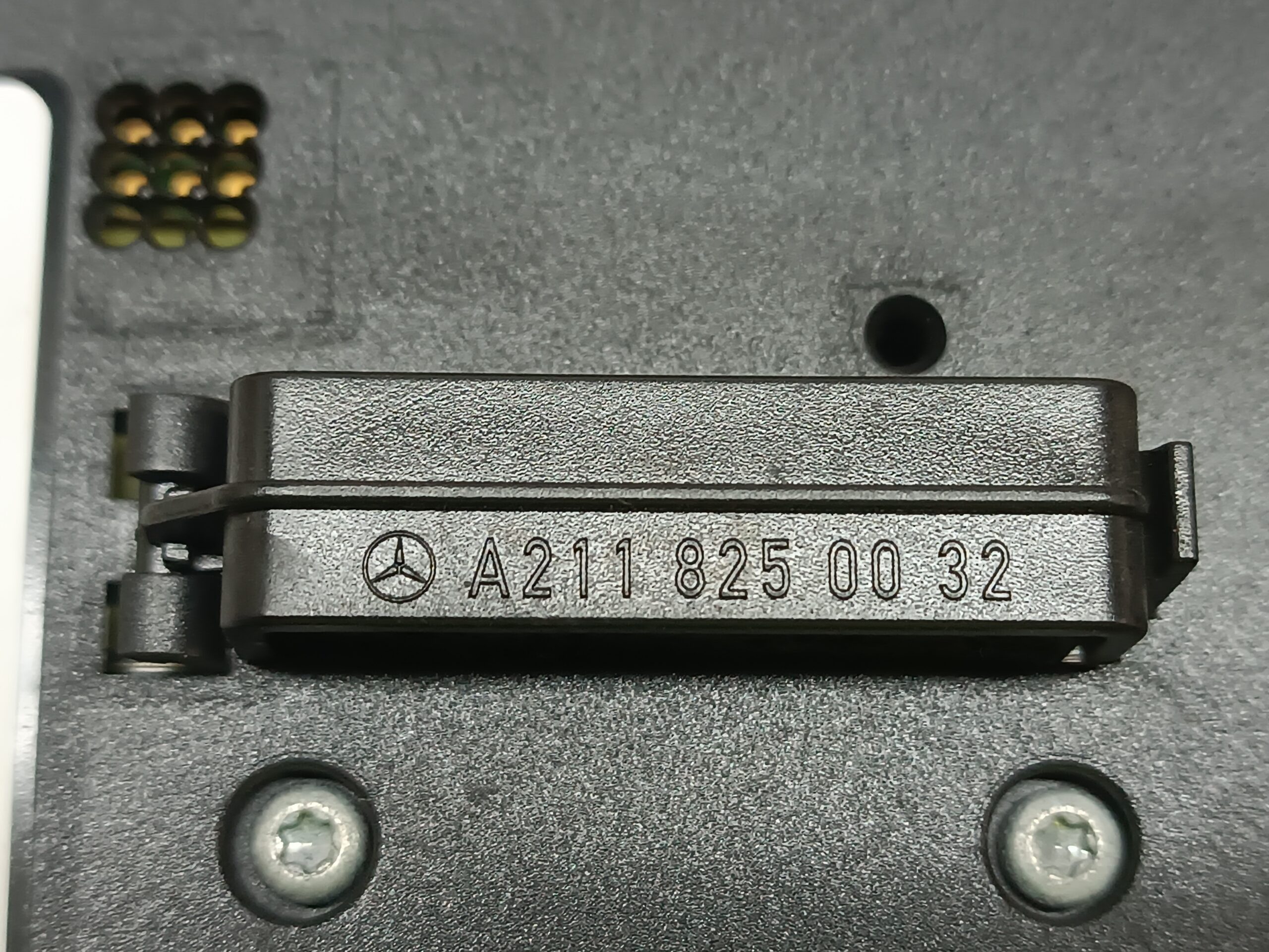 Innenraumleuchte Mercedes W211 E200 A2118205901 - Image 6
